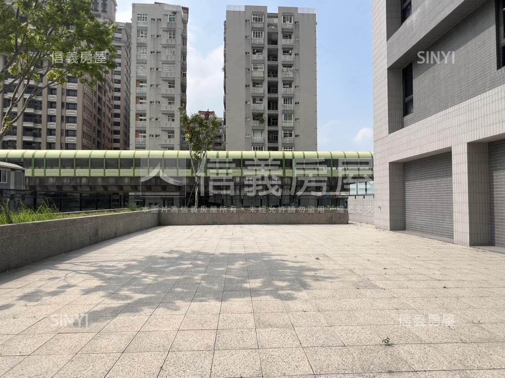 森立方平車露臺戶房屋室內格局與周邊環境