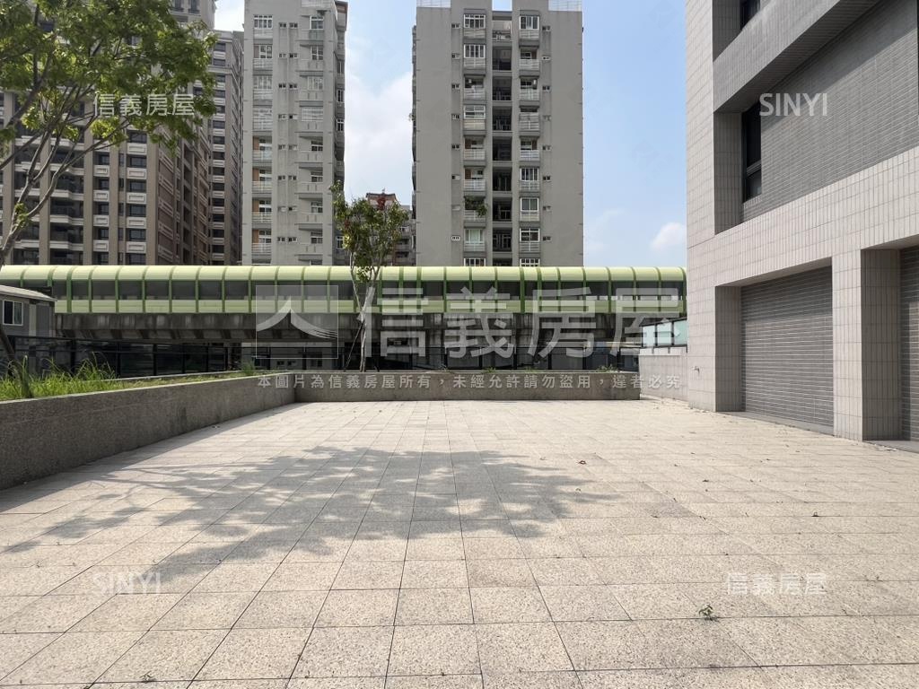 森立方平車露臺戶房屋室內格局與周邊環境
