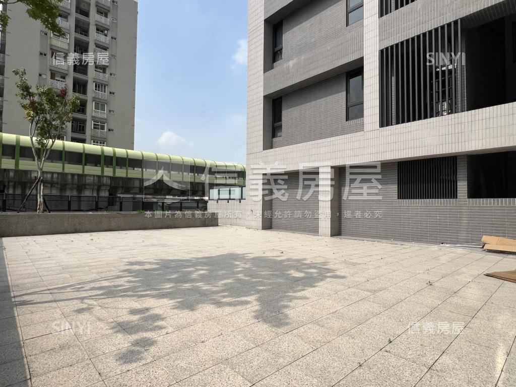 森立方平車露臺戶房屋室內格局與周邊環境
