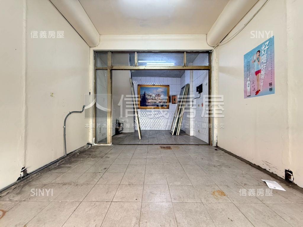 正長榮路臨路免千萬店面透房屋室內格局與周邊環境