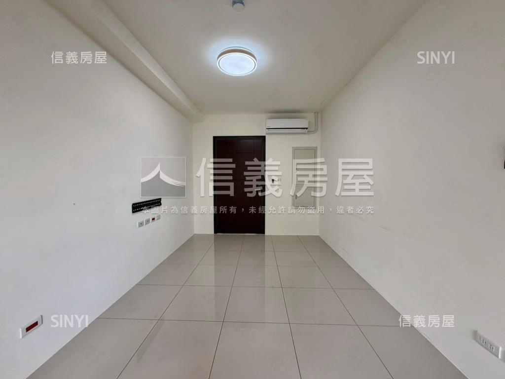 世界花園兩房兩衛平車房屋室內格局與周邊環境