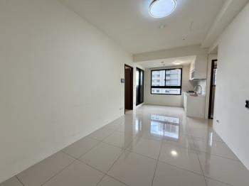 世界花園兩房兩衛平車