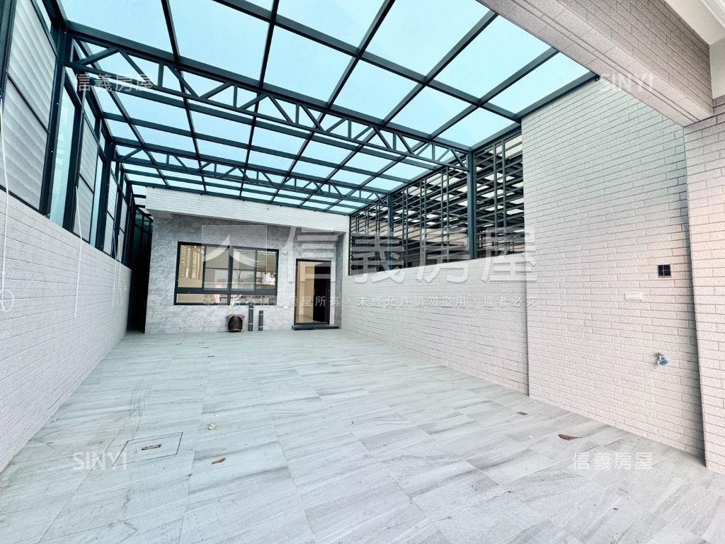 安南區臨路全新三車店住房屋室內格局與周邊環境