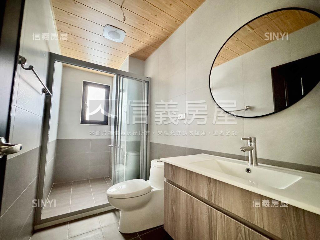 安南區臨路全新三車店住房屋室內格局與周邊環境