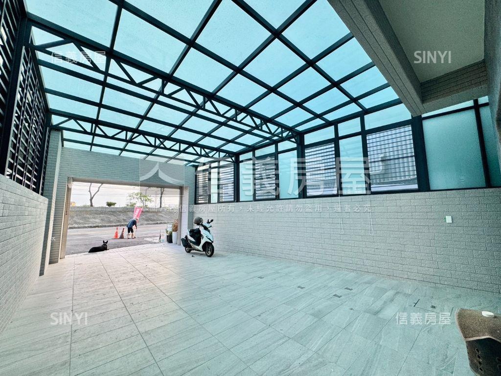 安南區臨路全新三車店住房屋室內格局與周邊環境