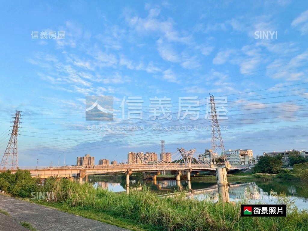 安南區臨路全新三車店住房屋室內格局與周邊環境