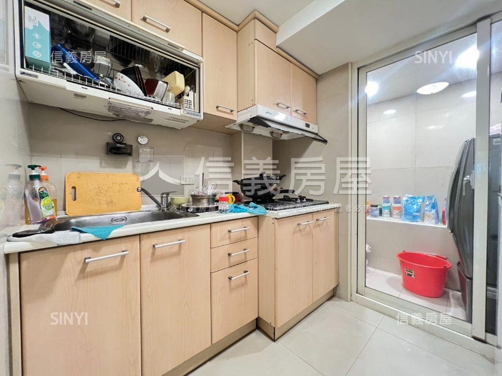 ★北醫吳興街三房★房屋室內格局與周邊環境