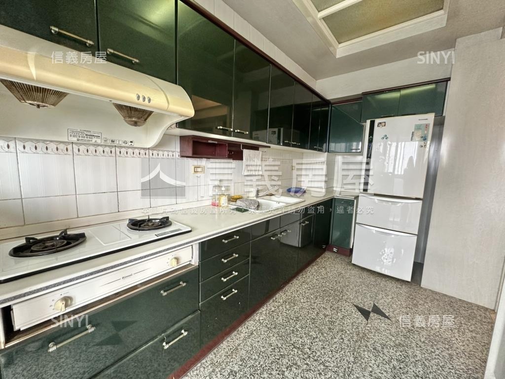 加州優質高樓３房車位房屋室內格局與周邊環境