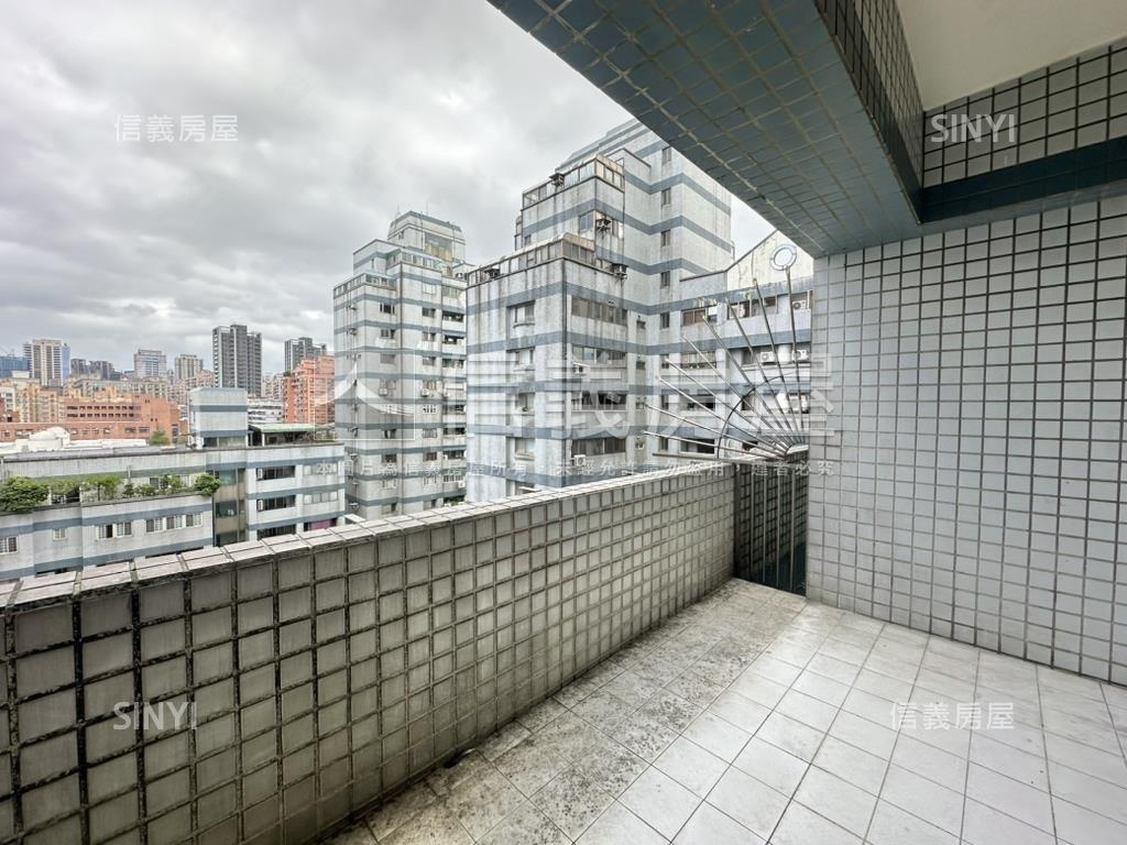 加州優質高樓３房車位房屋室內格局與周邊環境