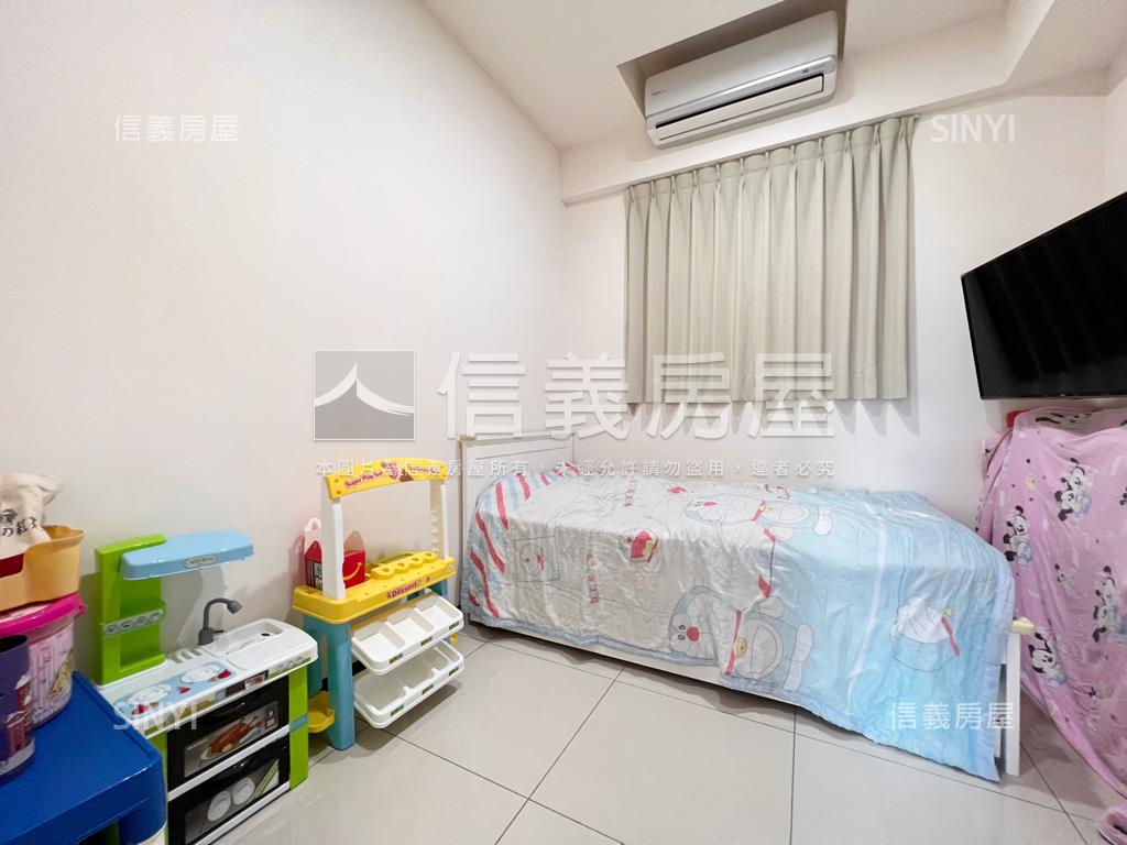 八擴。品森活景觀三房車位房屋室內格局與周邊環境