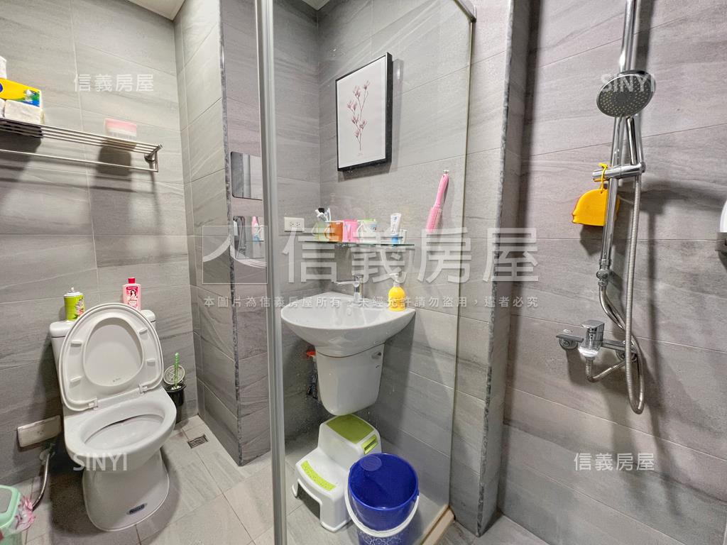 八擴。品森活景觀三房車位房屋室內格局與周邊環境