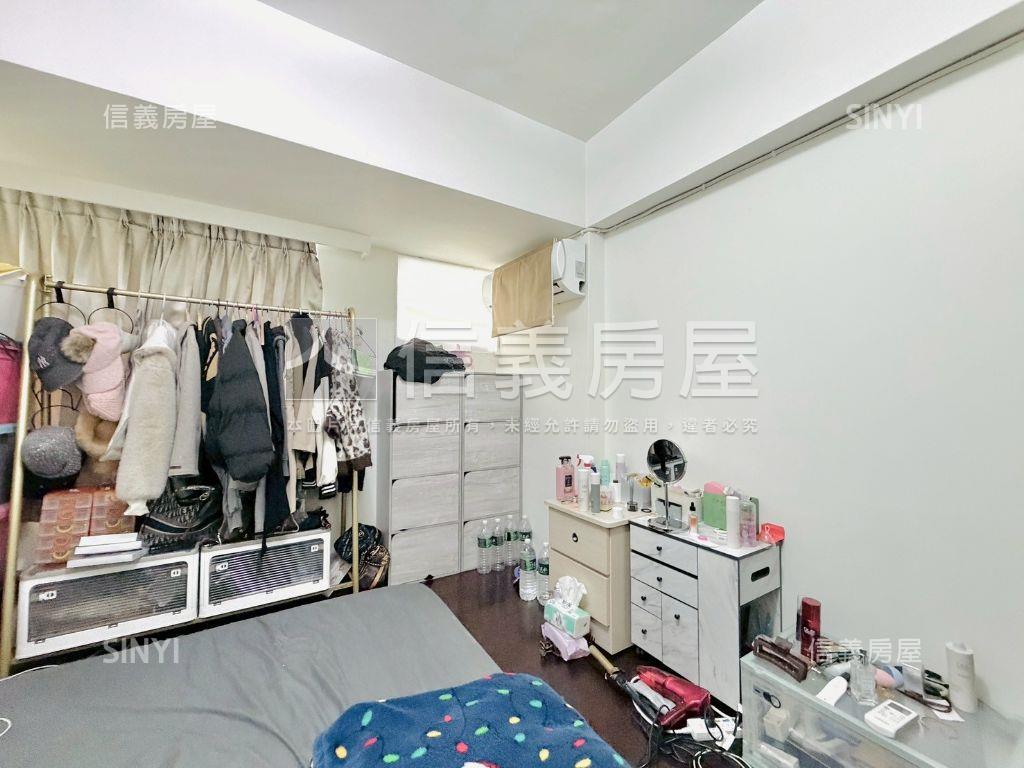 水湳同榮首購三房車位房屋室內格局與周邊環境