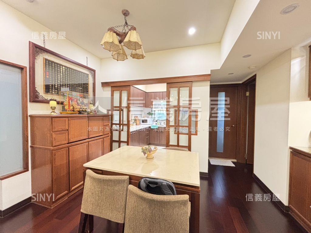 玫瑰大貴精緻大三房車位房屋室內格局與周邊環境