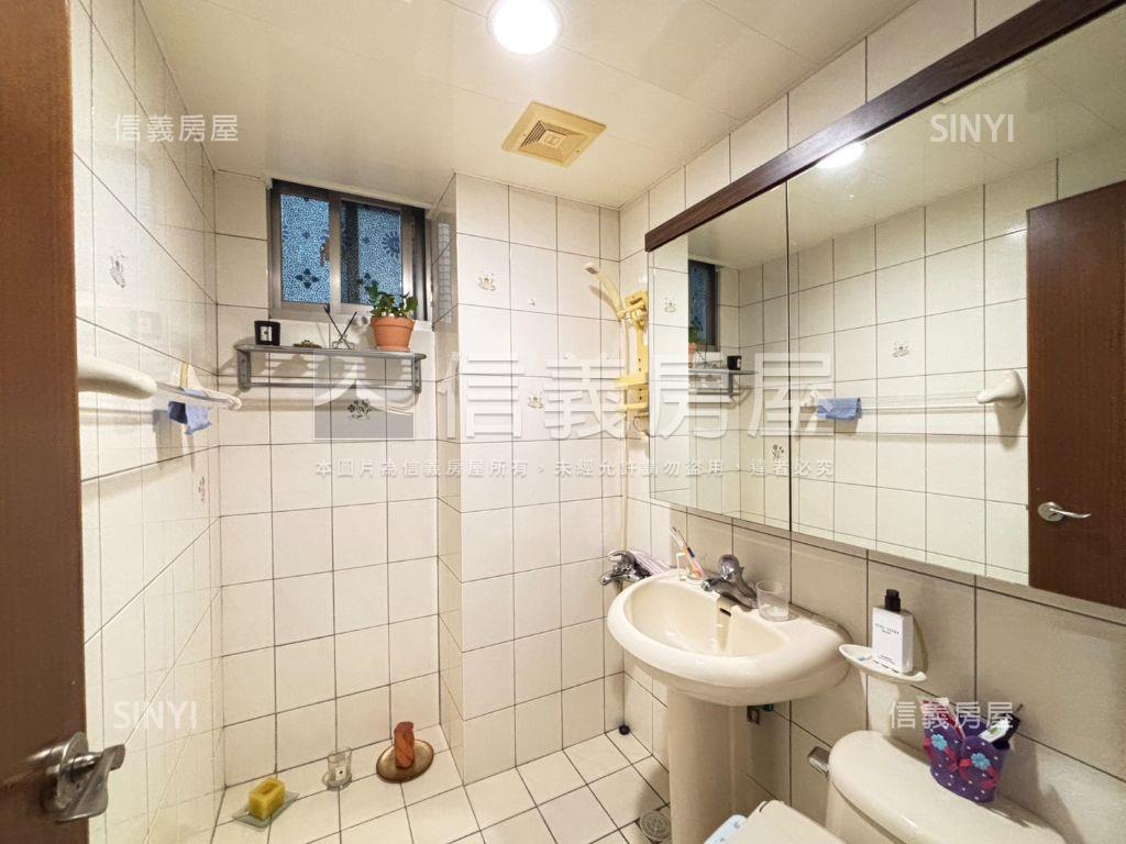 玫瑰大貴精緻大三房車位房屋室內格局與周邊環境