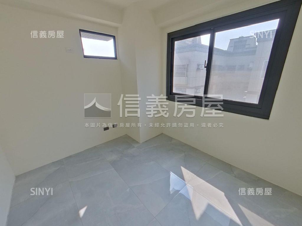 國安國宅甲Ｂ４棟裝潢三房房屋室內格局與周邊環境