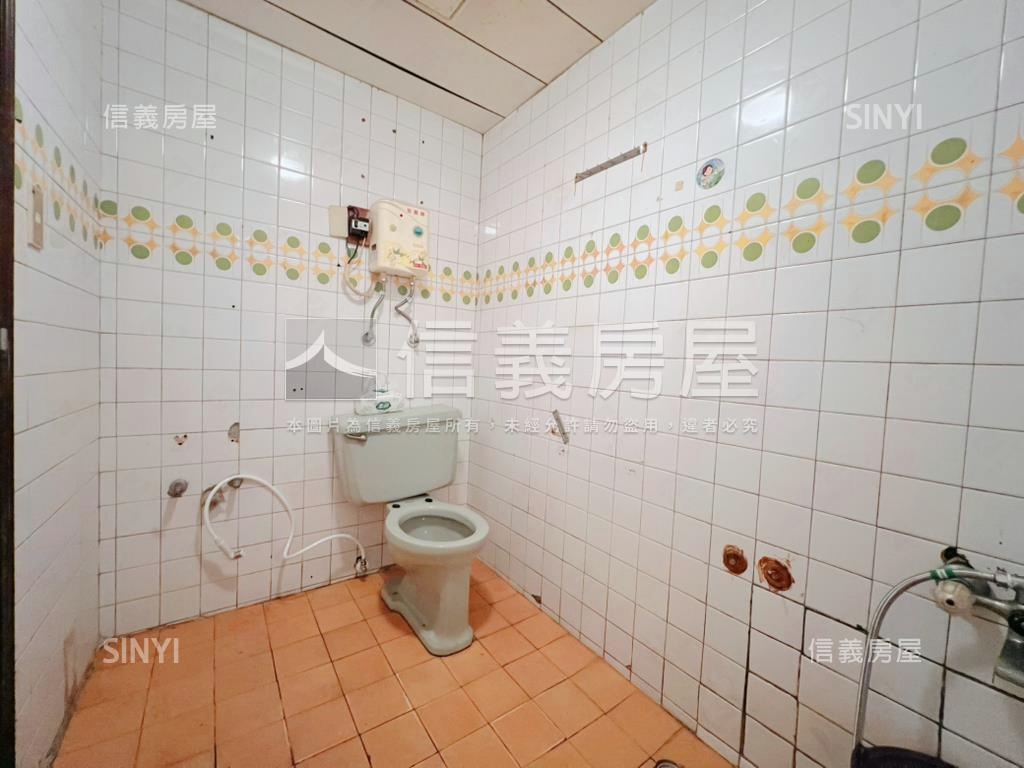 永安捷運樂華精品雅築房屋室內格局與周邊環境