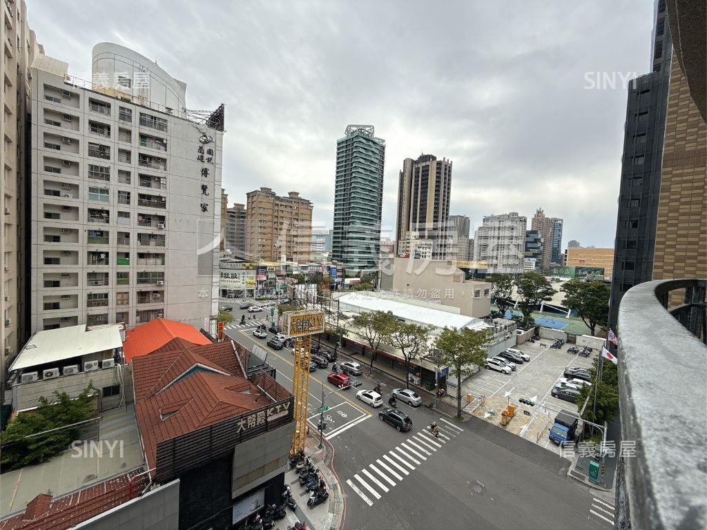 采翔天️大兩房大平車房屋室內格局與周邊環境