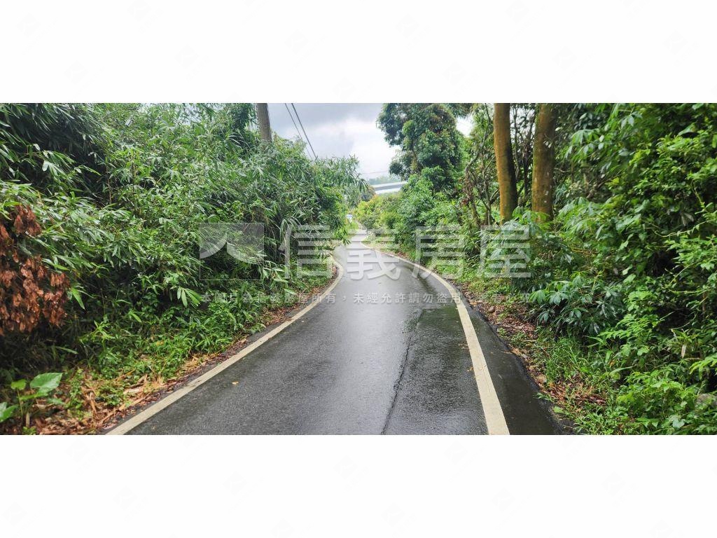 新社區臨路農牧用地房屋室內格局與周邊環境