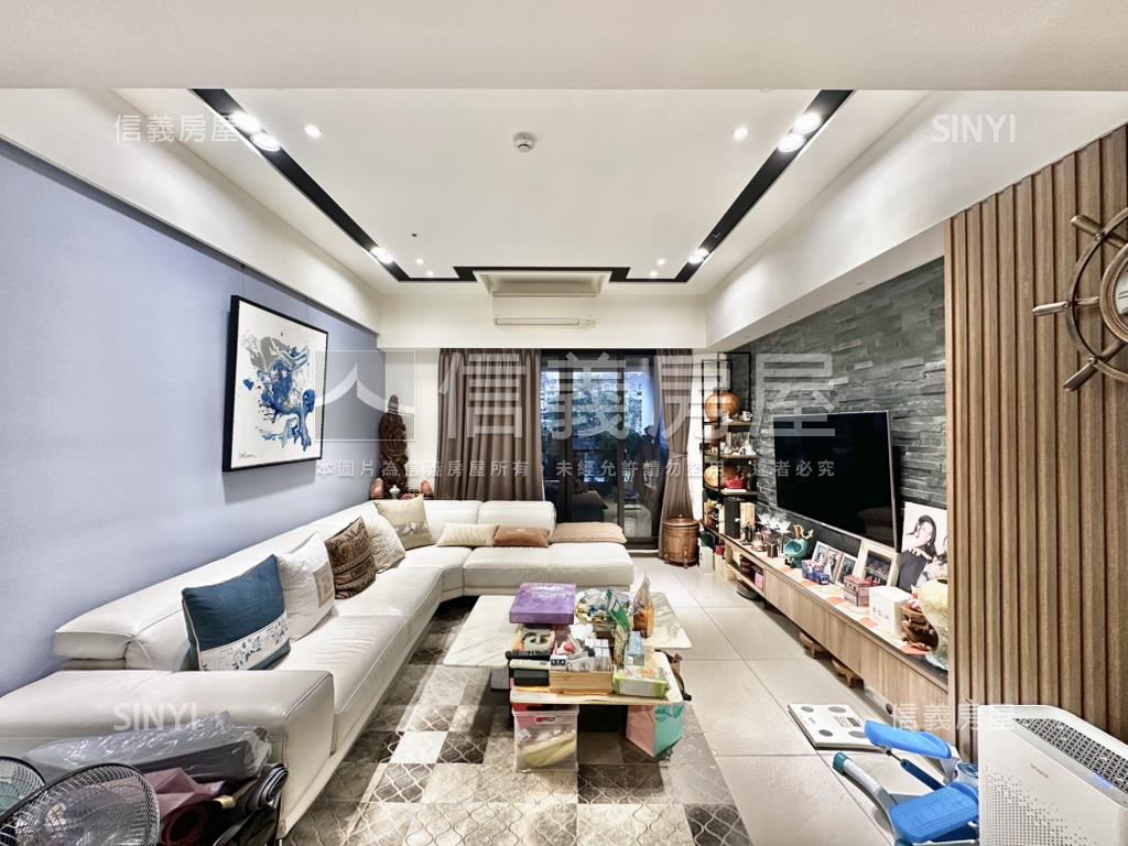 專任露臺樹梢時光三房平車房屋室內格局與周邊環境