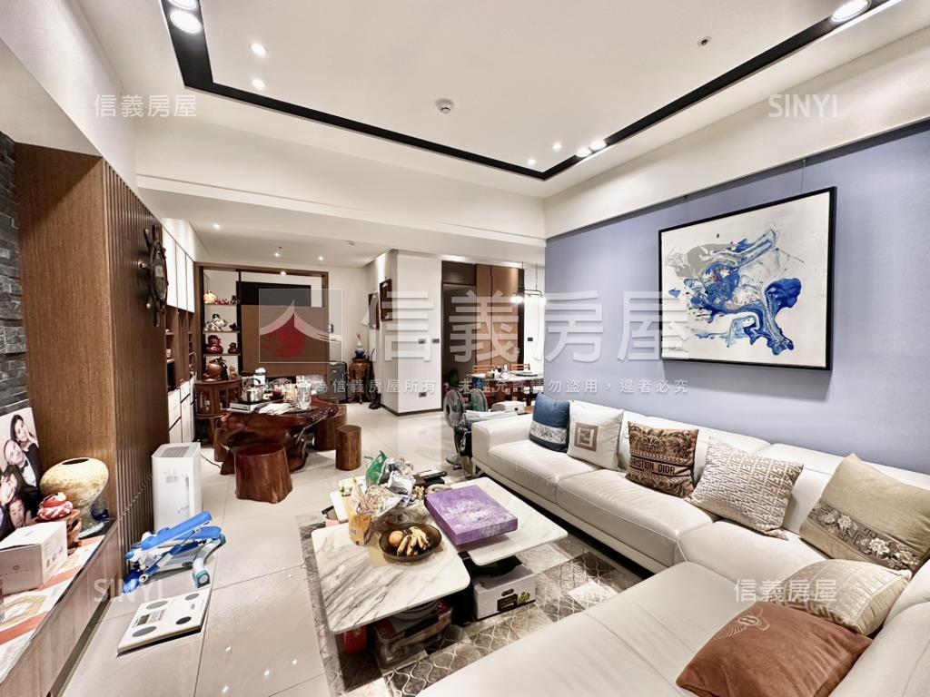 專任露臺樹梢時光三房平車房屋室內格局與周邊環境