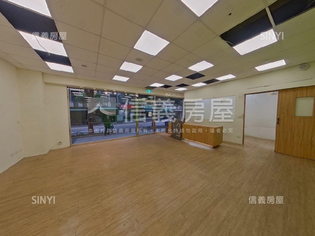 秀朗時尚金店面房屋室內格局與周邊環境