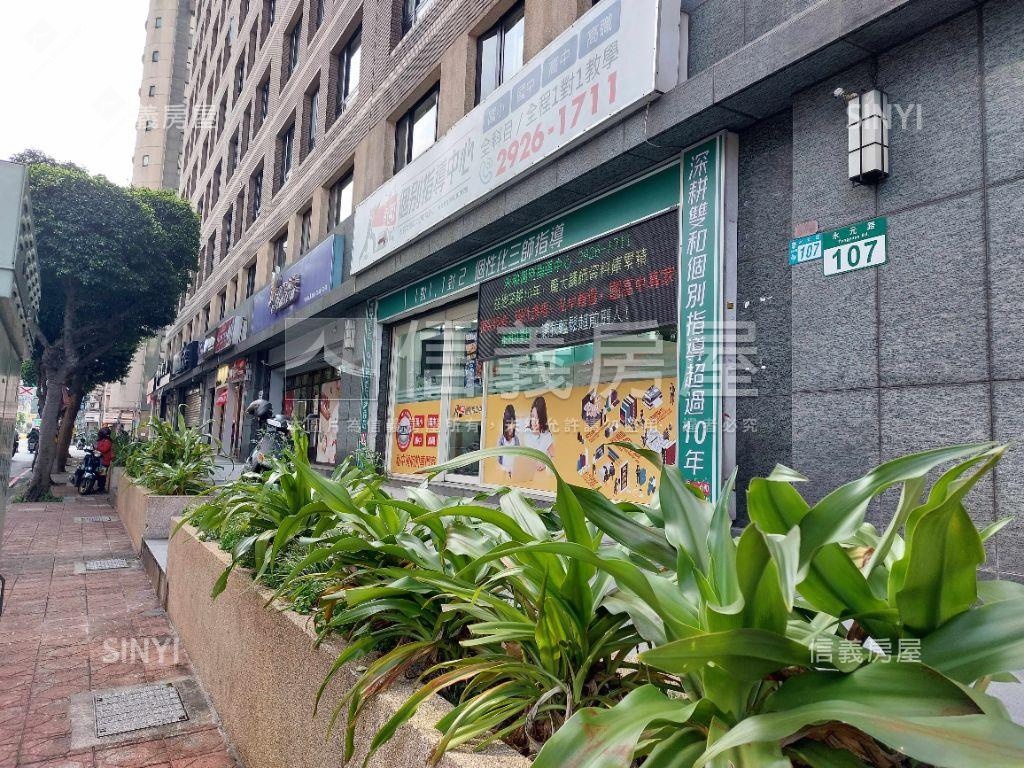 秀朗時尚金店面房屋室內格局與周邊環境