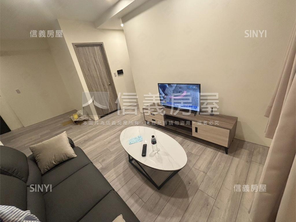 新成屋三房有車位房屋室內格局與周邊環境