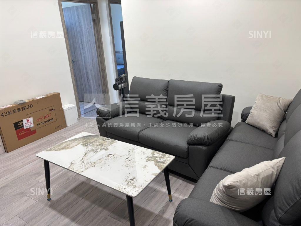 新成屋三房有車位房屋室內格局與周邊環境