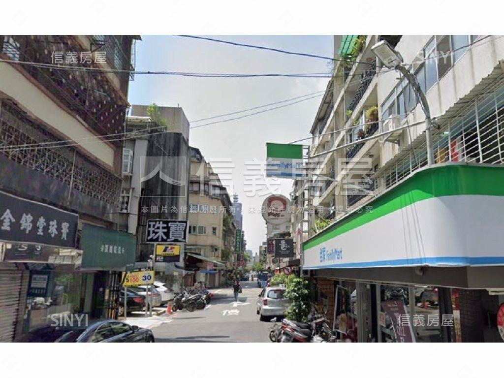 仁愛樓中樓店面分層使用中房屋室內格局與周邊環境