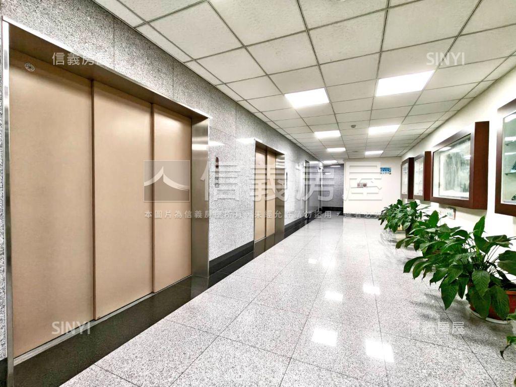 Ｔ１南港極品辦公房屋室內格局與周邊環境