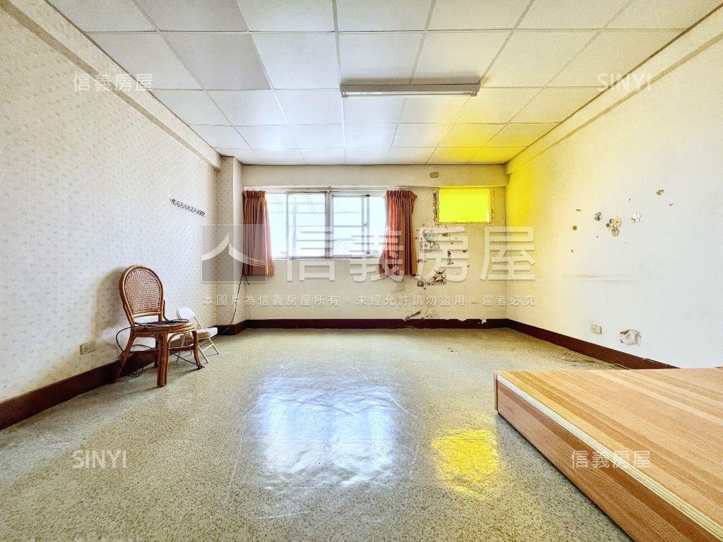 三多二路美套房房屋室內格局與周邊環境
