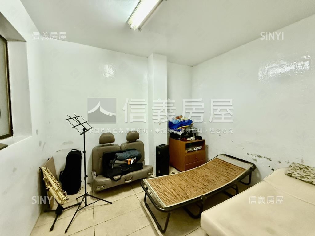 寶林路傳家稀有一樓大空間房屋室內格局與周邊環境