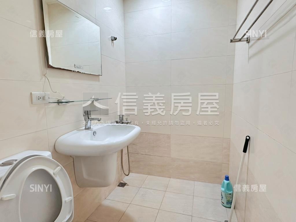 民享街公寓三樓屋況好房屋室內格局與周邊環境