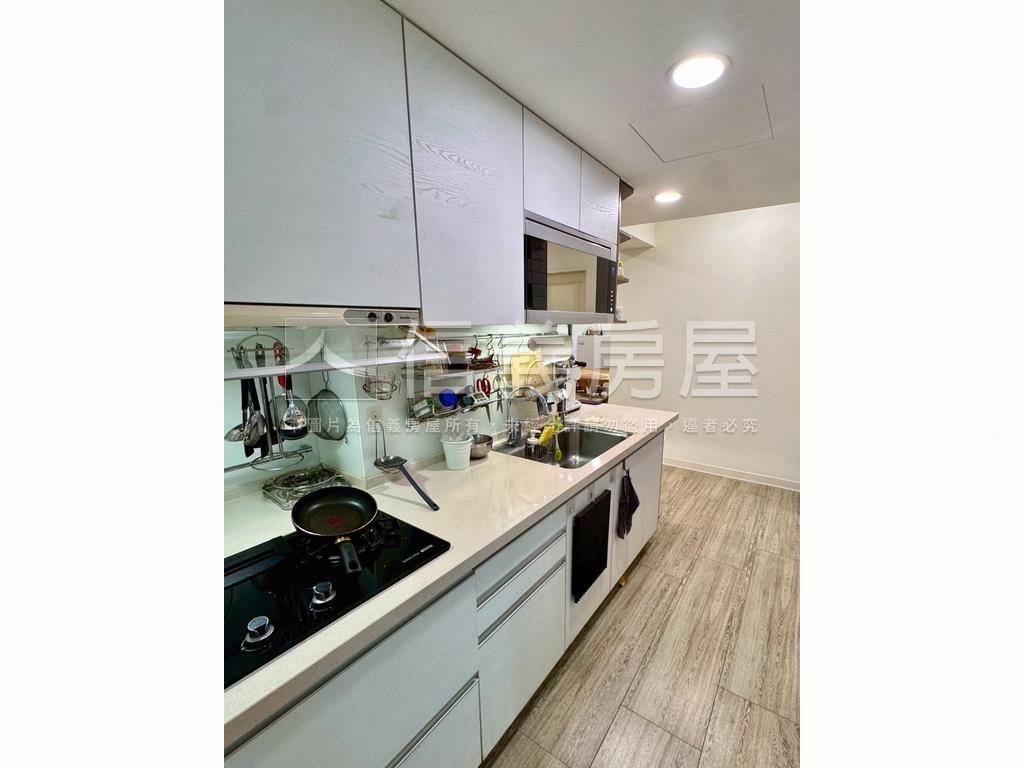 新接中正國宅丙區房屋室內格局與周邊環境