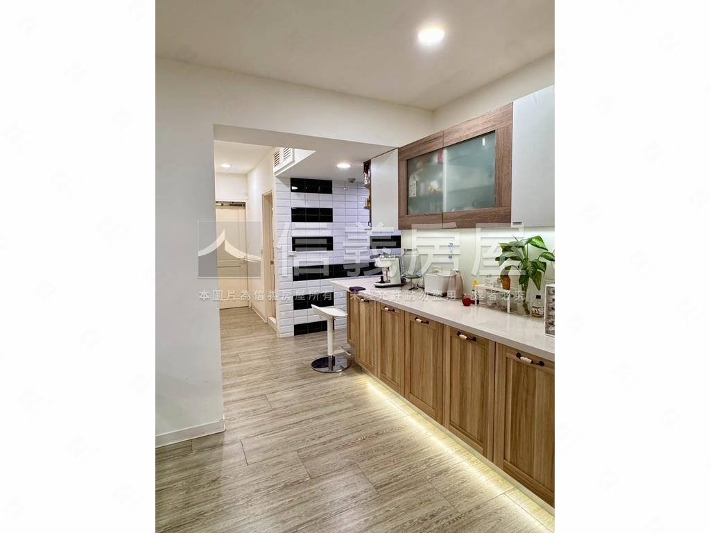 新接中正國宅丙區房屋室內格局與周邊環境