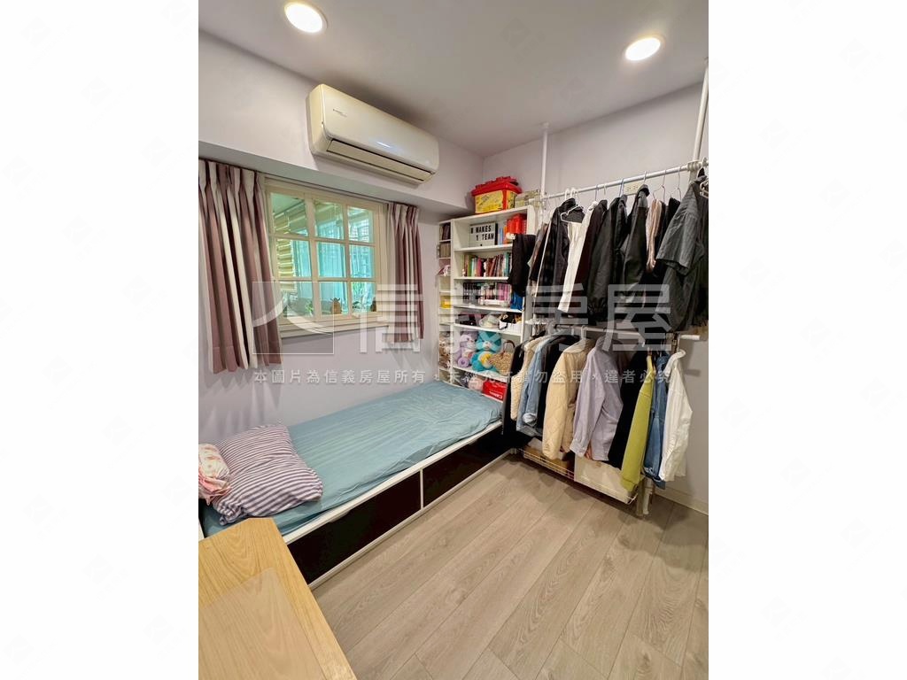 新接中正國宅丙區房屋室內格局與周邊環境