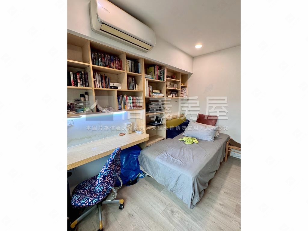 新接中正國宅丙區房屋室內格局與周邊環境