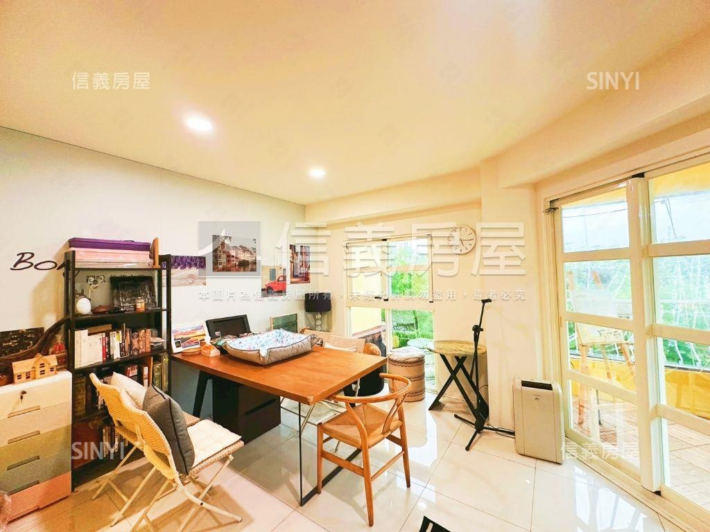 南法莊園藝術家設計別墅房屋室內格局與周邊環境