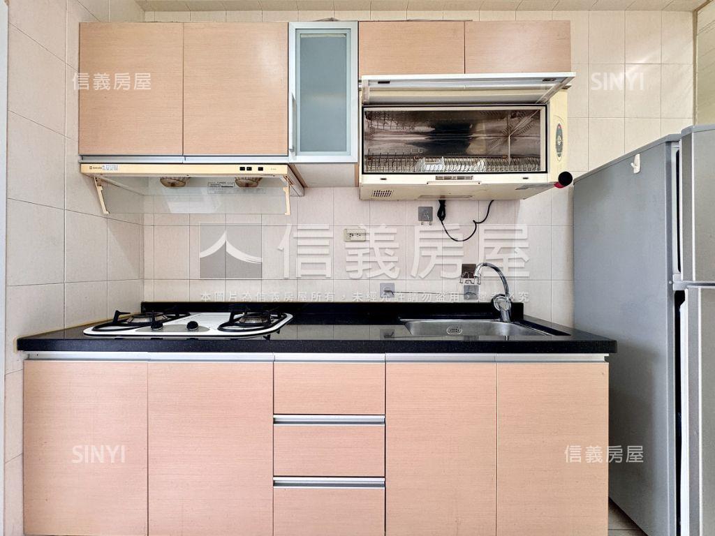 近高鐵次高樓採光兩房平移房屋室內格局與周邊環境