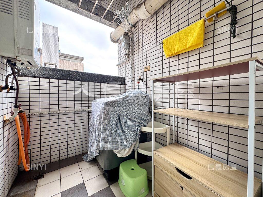近高鐵次高樓採光兩房平移房屋室內格局與周邊環境