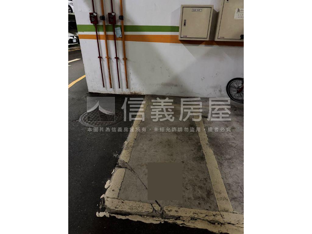 近高鐵次高樓採光兩房平移房屋室內格局與周邊環境