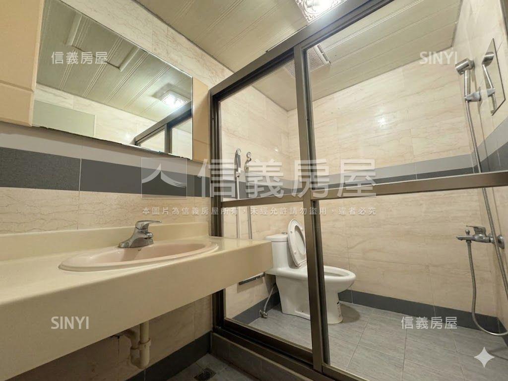 大里｜大３房｜附坡平車位房屋室內格局與周邊環境