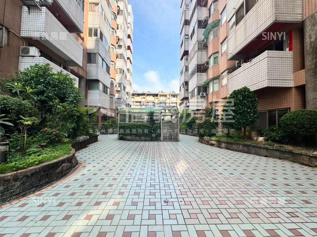 大里｜大３房｜附坡平車位房屋室內格局與周邊環境