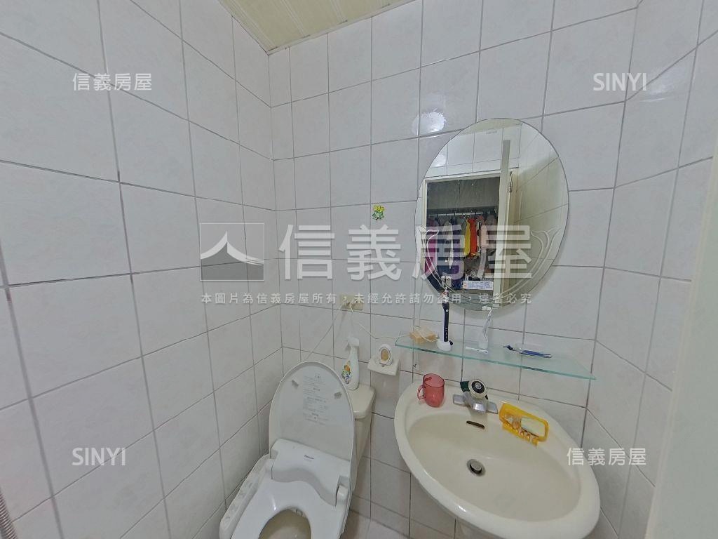光輝路三房美居房屋室內格局與周邊環境