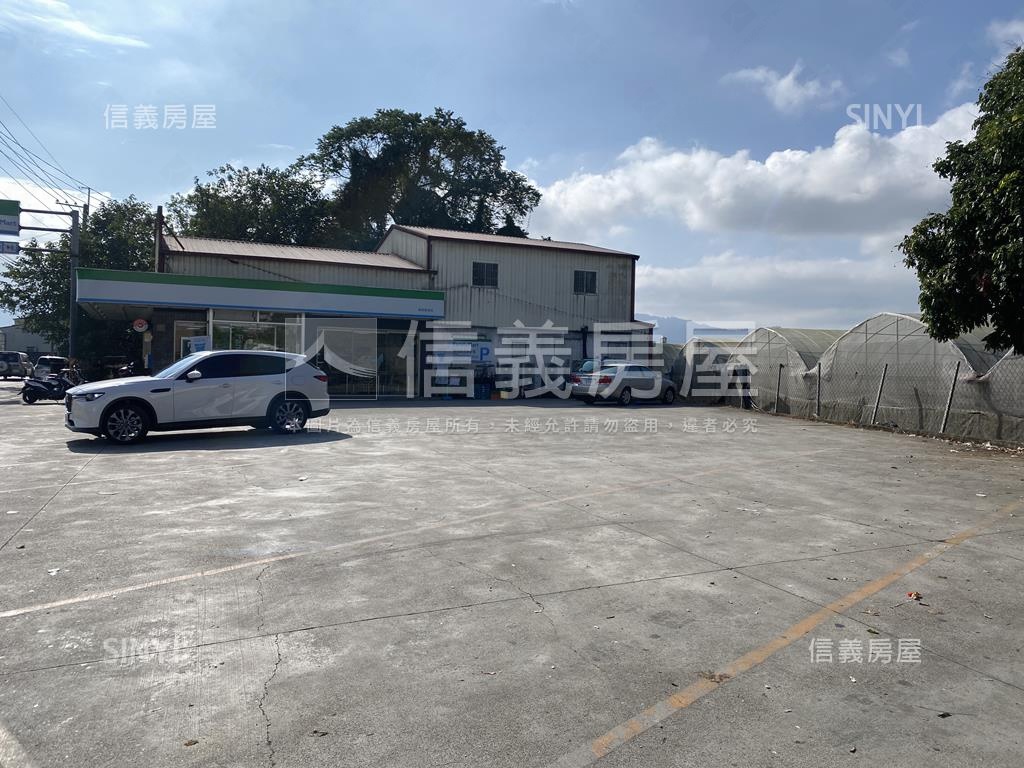 中正路全家便利店房屋室內格局與周邊環境