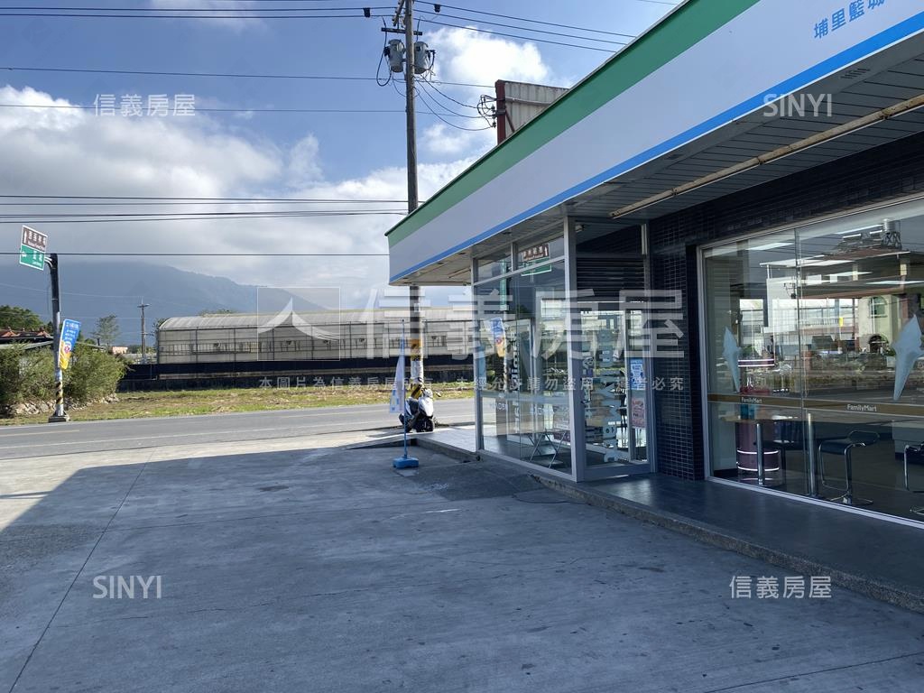 中正路全家便利店房屋室內格局與周邊環境