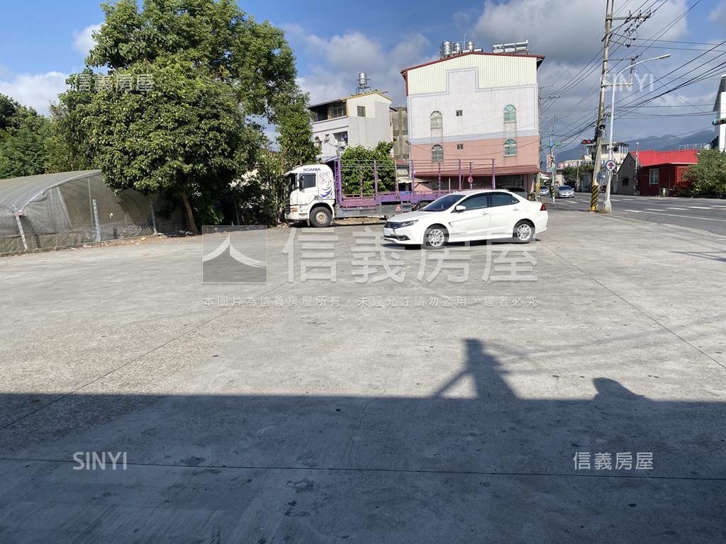 中正路全家便利店房屋室內格局與周邊環境