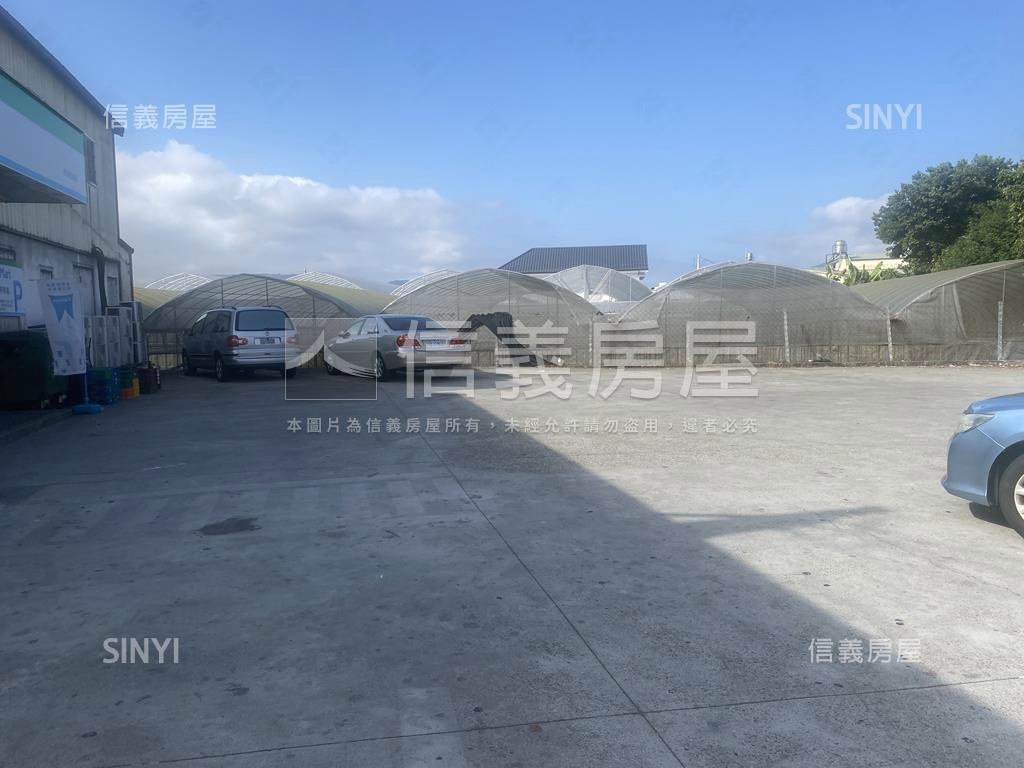 中正路全家便利店房屋室內格局與周邊環境