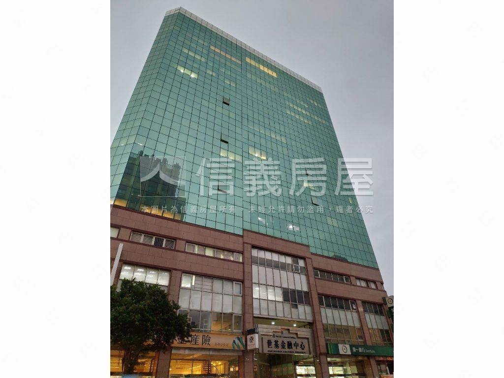 雙層辦公室★世基金融邊間房屋室內格局與周邊環境