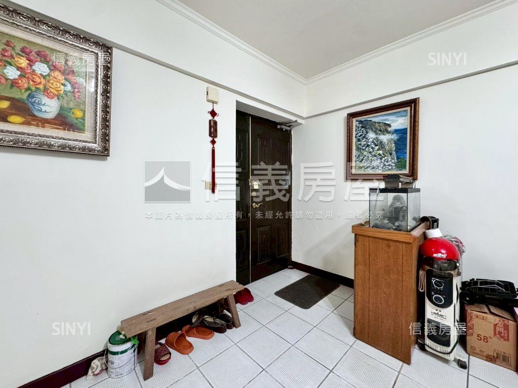 力霸文心樓大空間三房平車房屋室內格局與周邊環境